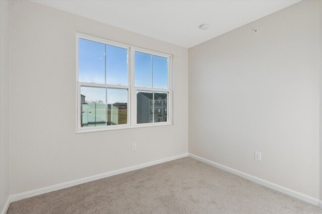 Building Photo - Brand-New Ryan Homes End Unit Townhome – Be the First to Move In!