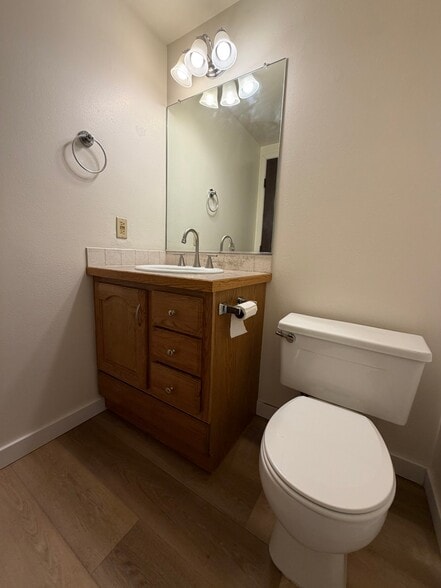 Building Photo - 919 44th Ave Ct