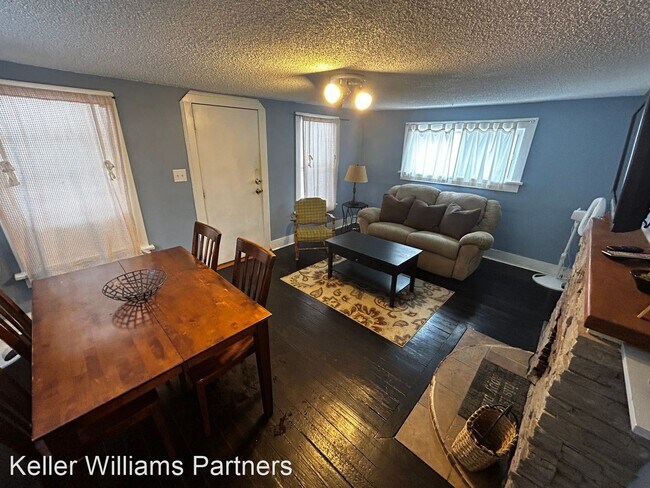 Building Photo - 1 br, 2 bath House - 416 Cheyenne Blvd