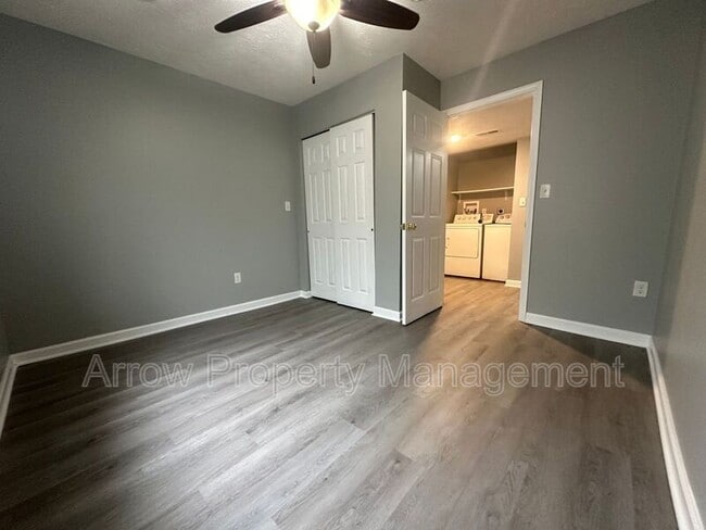 Building Photo - 626 N 23rd St