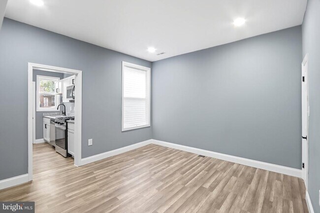 Building Photo - 1309 E Patapsco Ave