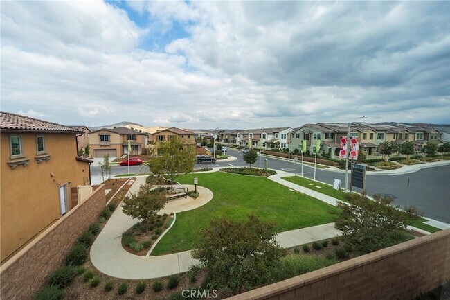 Building Photo - 2290 Yuzu St