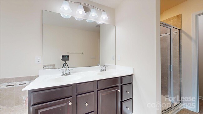 Building Photo - 7454 Red Mulberry Way