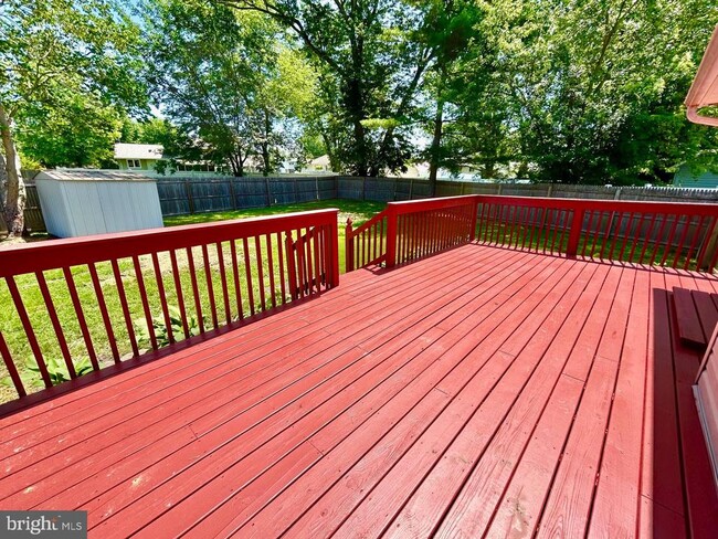 Building Photo - 986 Sherbrook Cir
