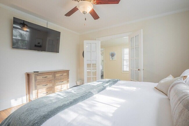 Building Photo - 840 Bobbin Mill Rd