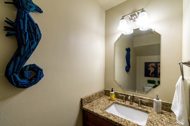 Building Photo - 202 Ivory Coral Ln