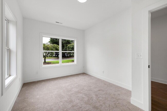 Building Photo - 1317 Garner Rd