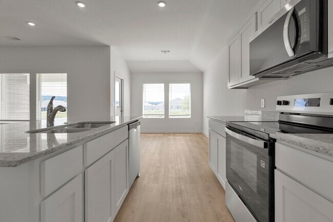 Building Photo - Brand-New 3 Bedroom Home in Prairie Grove! Move-in Ready!