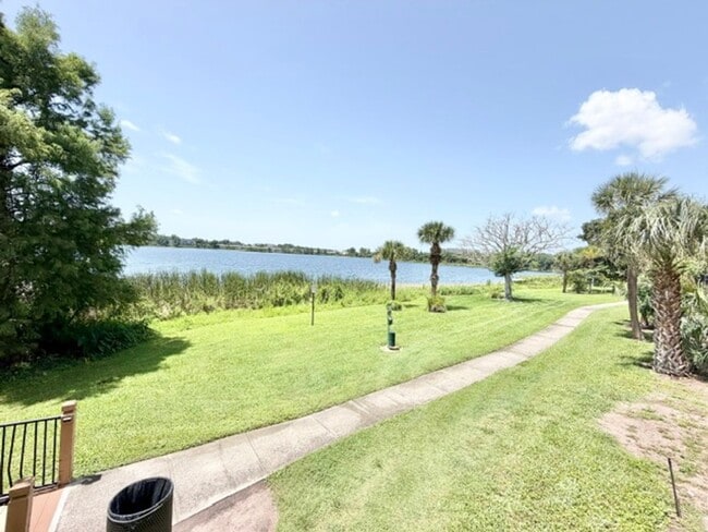Building Photo - Maitland - 2 Bedroom, 2 Bathroom - $1,950.00