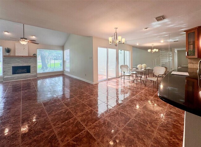 Building Photo - 20313B Sunny Shores Dr