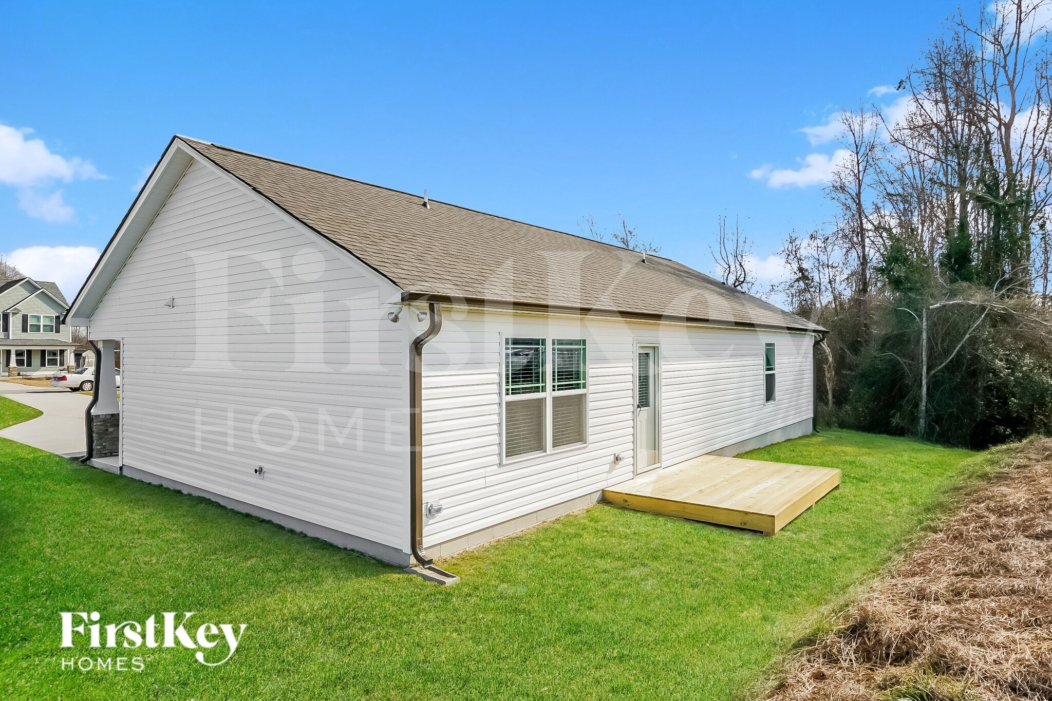 Building Photo - 84 Winter Red Wy