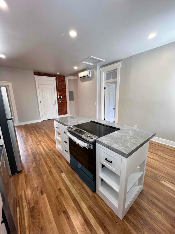 Building Photo - 1234 S 1st St