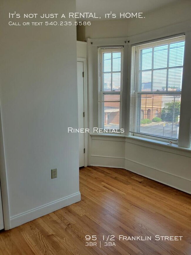Building Photo - 95 1/2 Franklin Street-