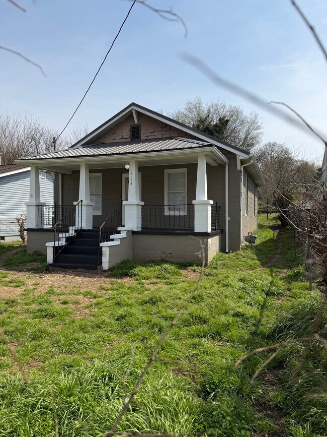 Building Photo - 1314 Brookside Ave