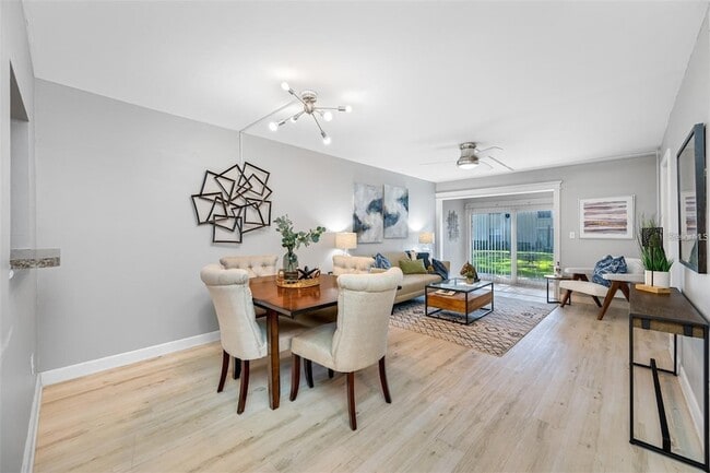 Building Photo - 1100 E Bay Dr