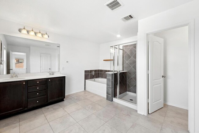 Building Photo - 7604 Peccary Dr