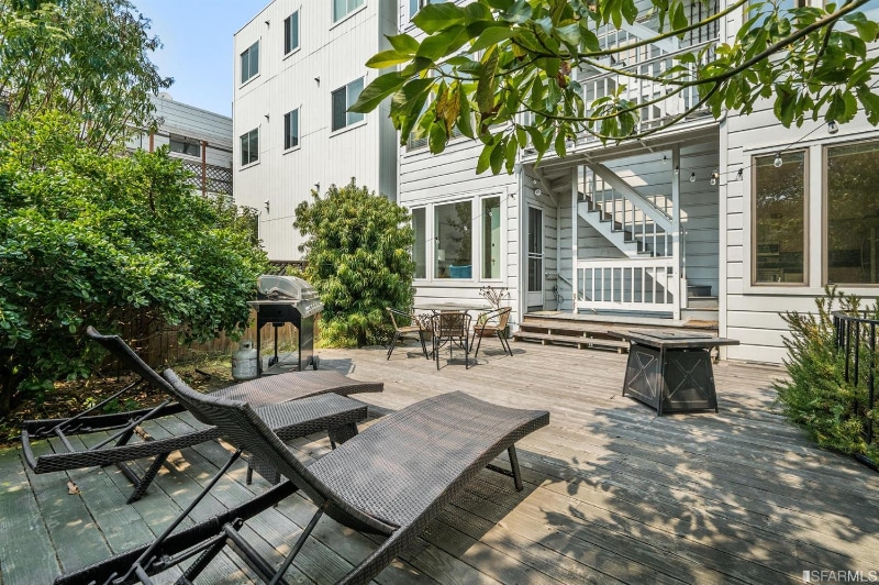 Building Photo - 3177 California St