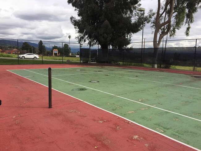 tennis court - 2266 Denair Ave