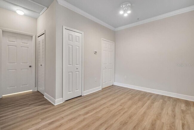 Building Photo - 1315 Eastern Pecan Pl