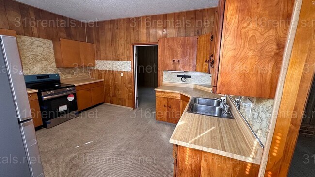 Building Photo - COMING SOON, PLEASE CHECK BACK