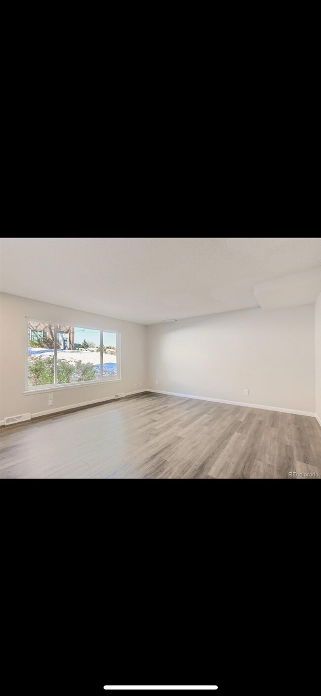 Building Photo - 1046 W 88th Ave