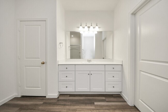 Building Photo - 1809 Capri Rdg Dr