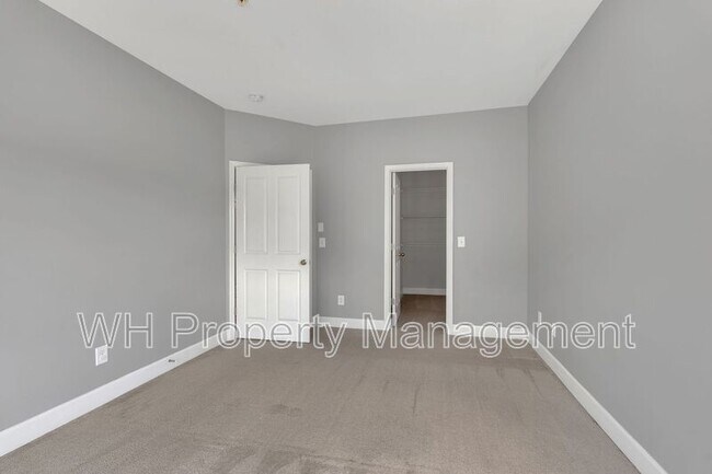 Building Photo - 4846 Bevendean Dr