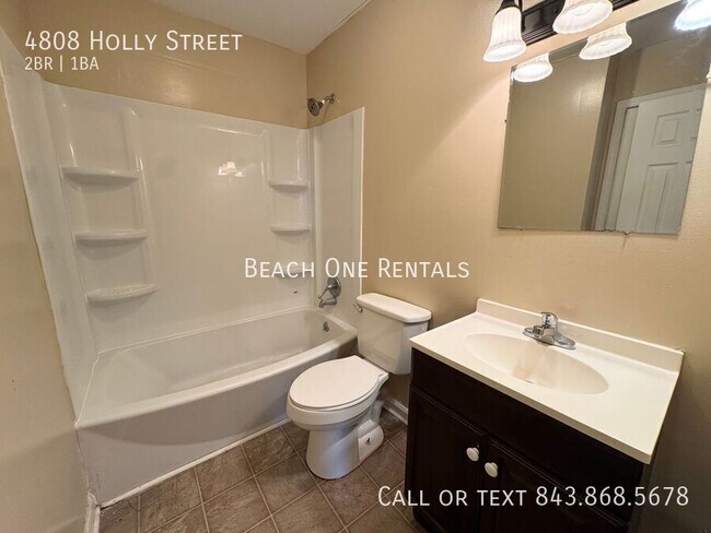 Building Photo - 4808 Holly St