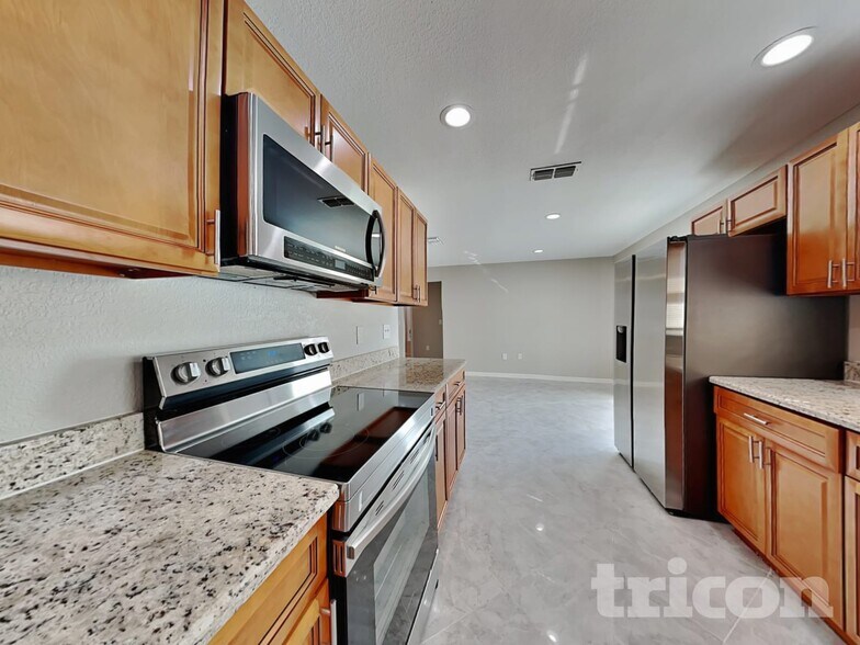 Building Photo - 3632 W Wheeler Rd