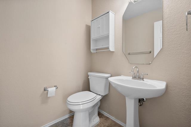 Building Photo - 1049 Triple Crown Dr