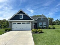 Building Photo - 982 Independence Dr