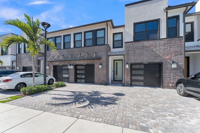 Building Photo - 8351 NW 7th Ct