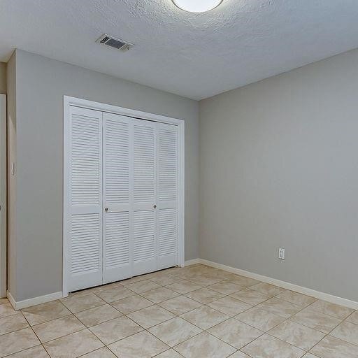 Building Photo - 21623 Park Valley Dr