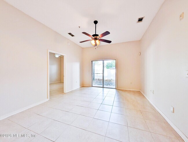 Building Photo - 1423 Manotak Point Dr