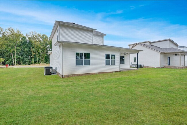 Building Photo - Ruby Floor Plan – 5BR/3BA New Construction Home Near Exit 4