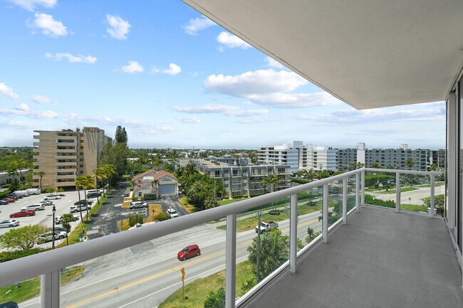 Building Photo - 3550 S Ocean Blvd