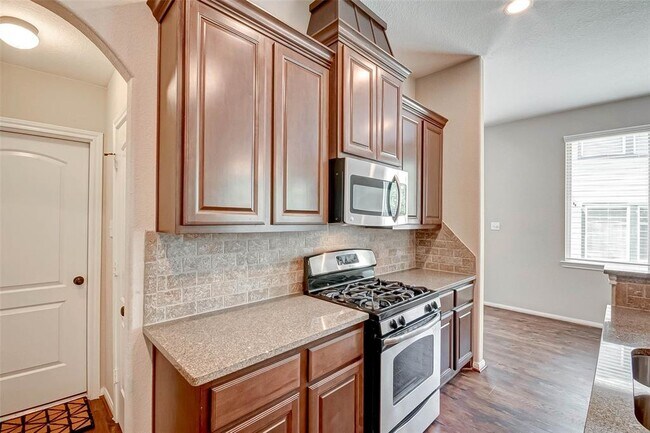 Building Photo - 26 Cheswood Manor Drive