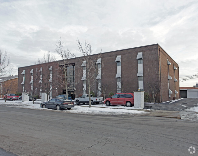 Primary Photo - 3050 Valerie Arms Dr