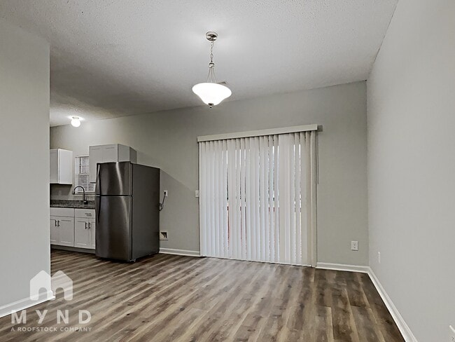 Building Photo - 4316 Hovis Rd