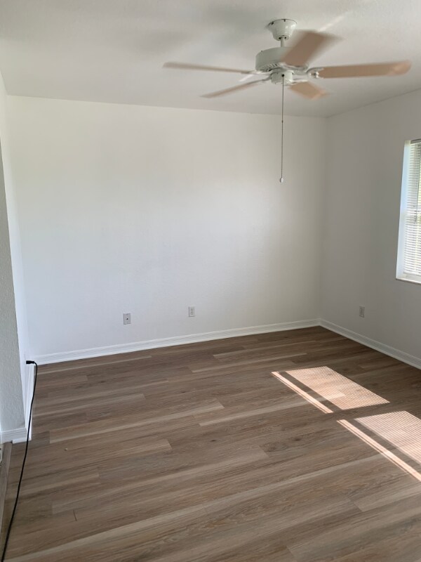 Building Photo - 5250 Chiquita Blvd S