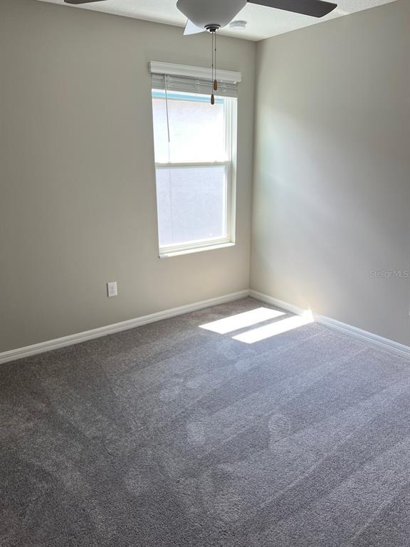 Building Photo - 580 Royal Empress Dr