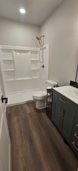 Building Photo - 618 Apex Trail