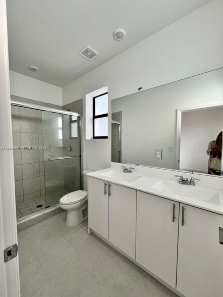 Building Photo - 23252 SW 128th Ave