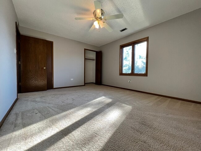 Building Photo - 15514 Orlan Brook Dr