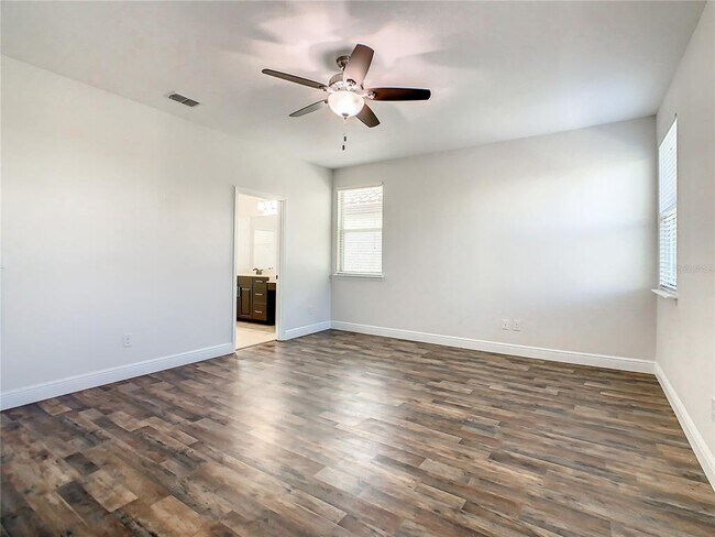 Building Photo - 8917 Blue Mesa Dr