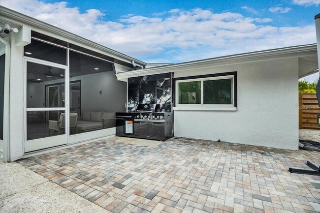 Building Photo - 5624 Cape Leyte Dr