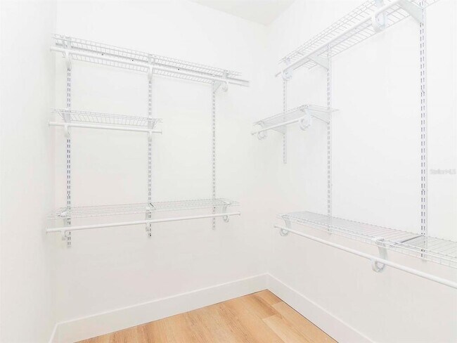 Building Photo - 107 S Obrien St