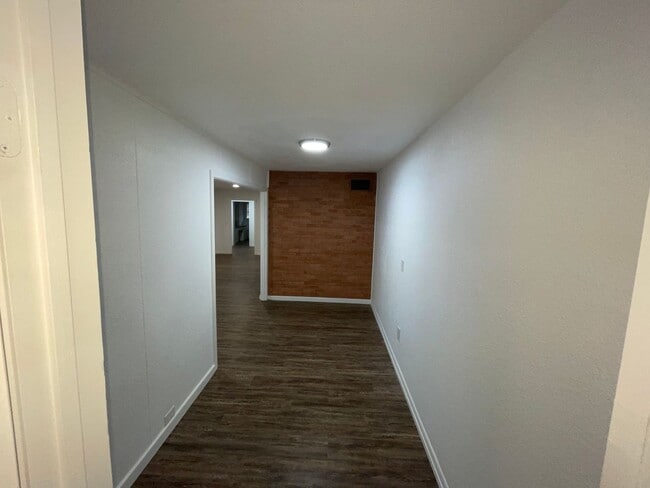 Building Photo - NOW PRE-LEASING! 5 BED/3 BATH CENTRAL LUBBOCK HOME