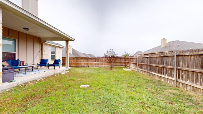 Building Photo - Gorgeous Spanish style home in Jarrell