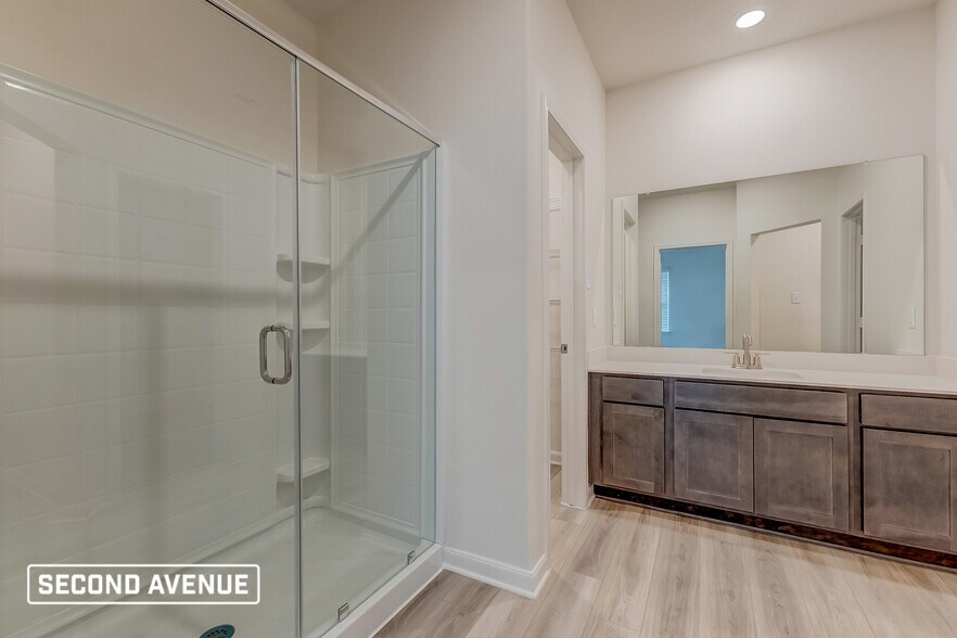 Building Photo - 9616 Sierra Grande Dr